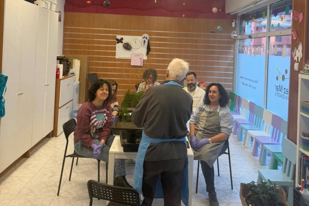 Clase de Kokedama, Kusamonos y Bonsáis